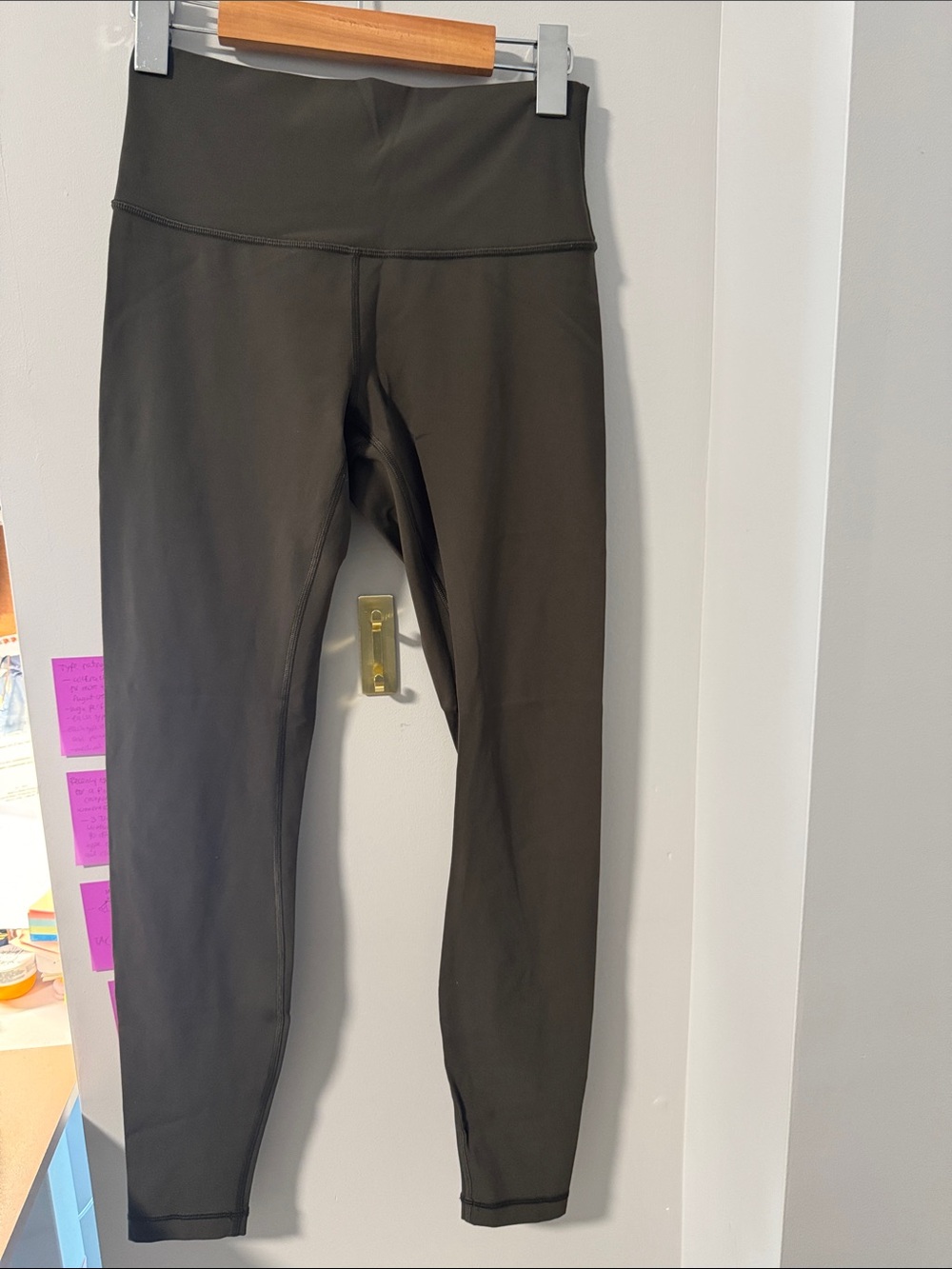 High-Waist Lululemon Leggings - Olive Green